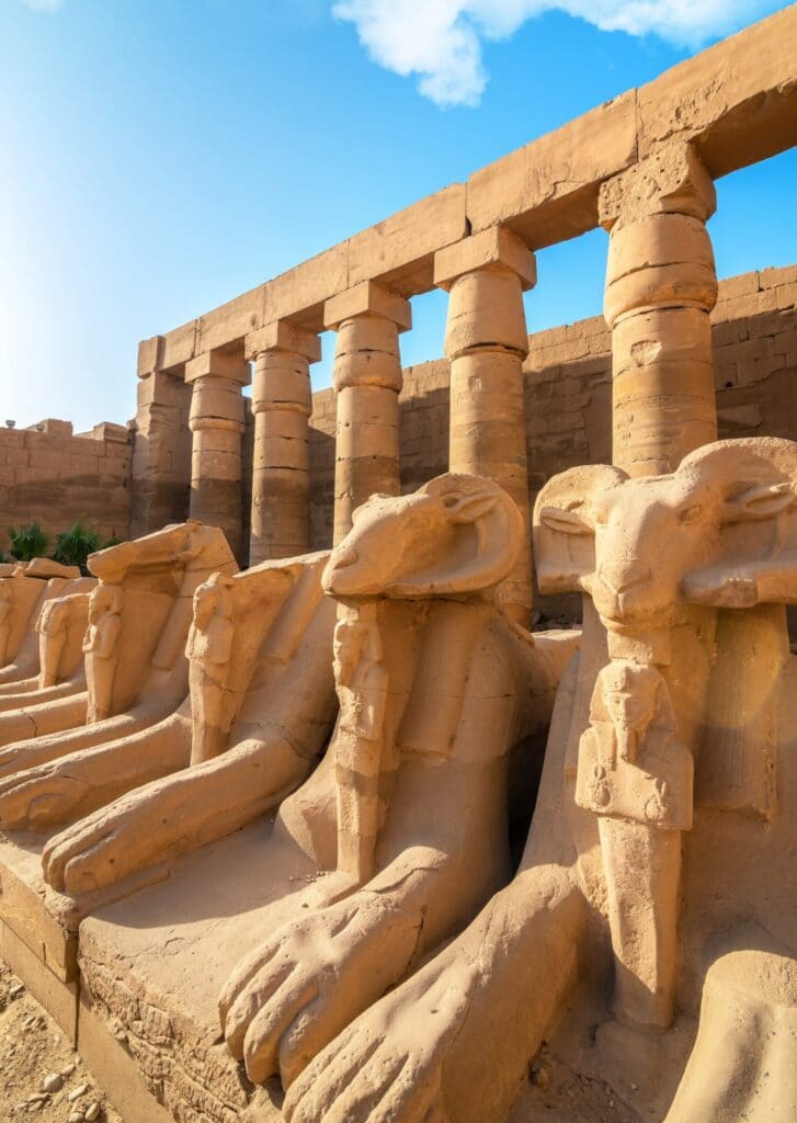 En bild på Luxor tempel Egypten