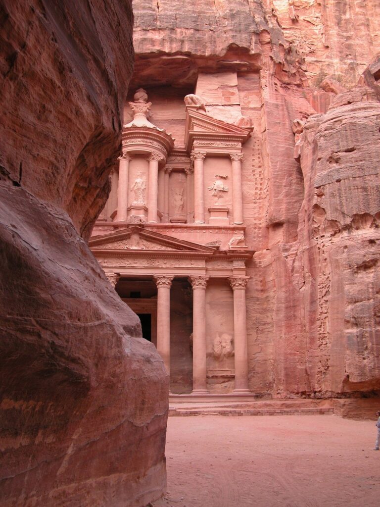 En bild på Petra i Jordanien